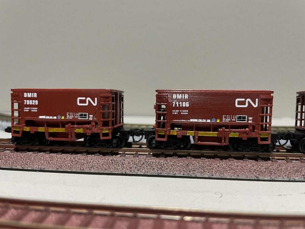 N Scale CN DMIR ORE 10 pack (Brown Undecorated) (Bodys Only)