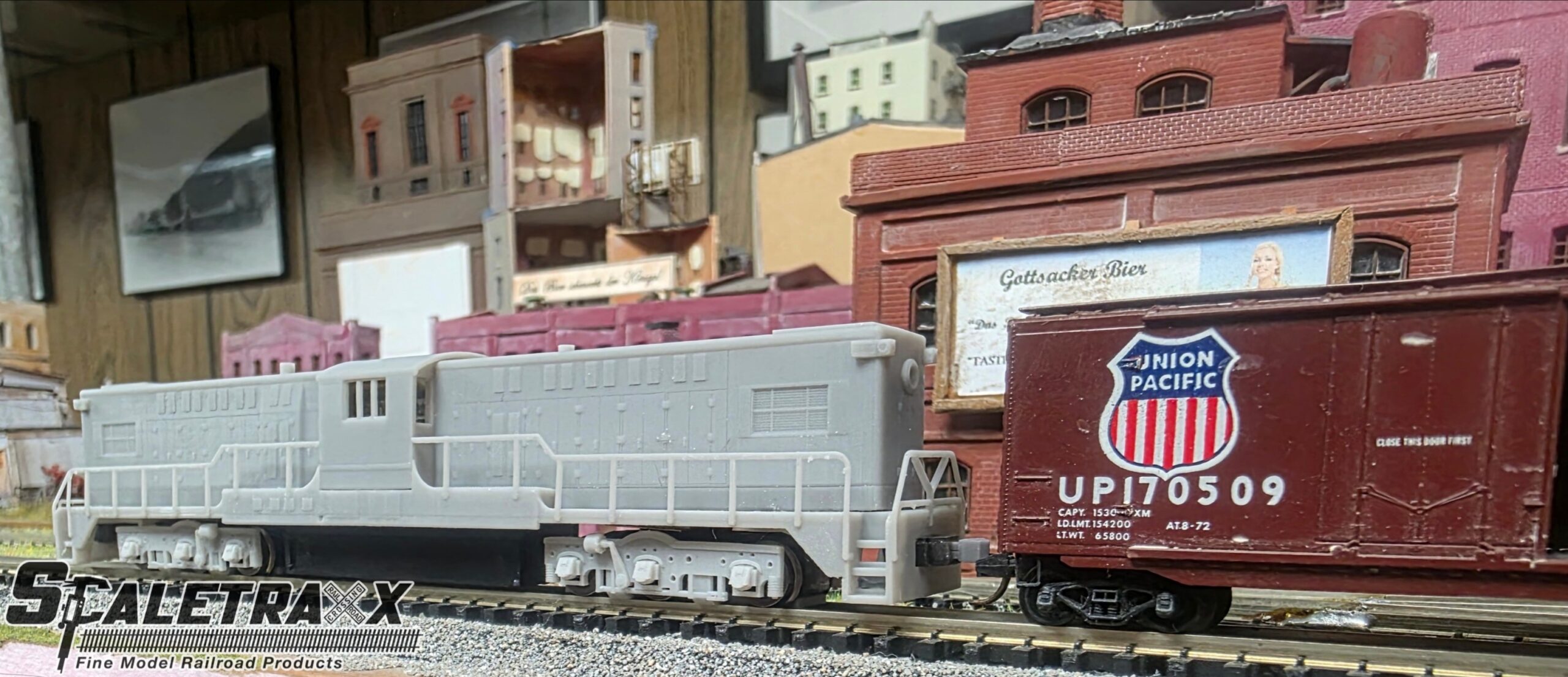 N SCALE BALDWIN CENTER CAB HIGH VENT LOW LIGHT